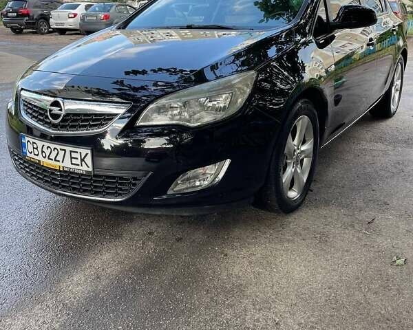 Чорний Опель Астра, об'ємом двигуна 1.69 л та пробігом 245 тис. км за 6300 $, фото 6 на Automoto.ua