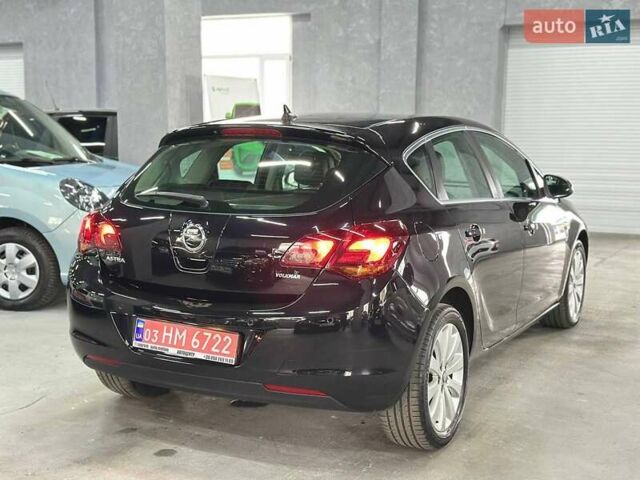 Черный Опель Астра, объемом двигателя 1.6 л и пробегом 173 тыс. км за 8799 $, фото 6 на Automoto.ua