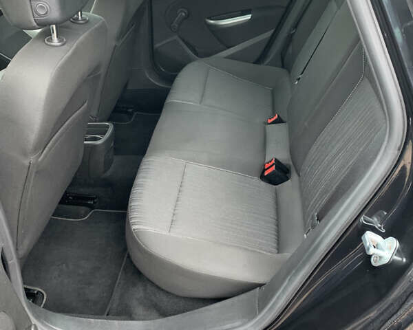 Черный Опель Астра, объемом двигателя 1.6 л и пробегом 245 тыс. км за 6600 $, фото 7 на Automoto.ua