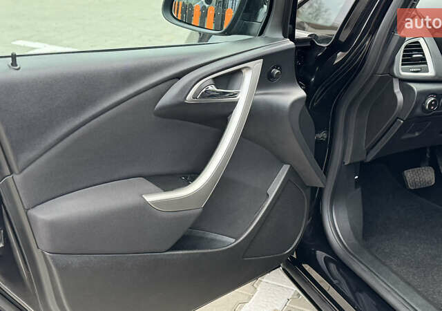 Чорний Опель Астра, об'ємом двигуна 1.4 л та пробігом 169 тис. км за 8150 $, фото 47 на Automoto.ua