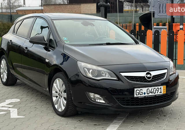 Чорний Опель Астра, об'ємом двигуна 1.4 л та пробігом 169 тис. км за 8150 $, фото 13 на Automoto.ua