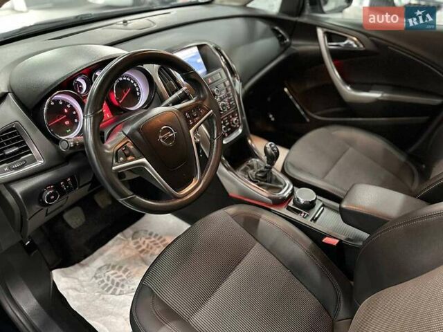 Черный Опель Астра, объемом двигателя 1.6 л и пробегом 173 тыс. км за 8799 $, фото 10 на Automoto.ua