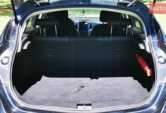 Опель Астра 2011 в Чернигове на Automoto.ua Черный Опель Астра, объемом двигателя 1.3 л и пробегом 330 тыс. км за 5200 $, фото 8 на Automoto.ua