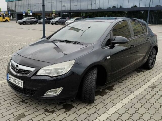 Опель Астра 2011 в Самборе на Automoto.ua Черный Опель Астра, объемом двигателя 1.2 л и пробегом 290 тыс. км за 4150 $, фото 1 на Automoto.ua