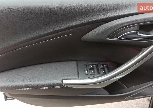 Черный Опель Астра, объемом двигателя 1.4 л и пробегом 157 тыс. км за 7200 $, фото 50 на Automoto.ua