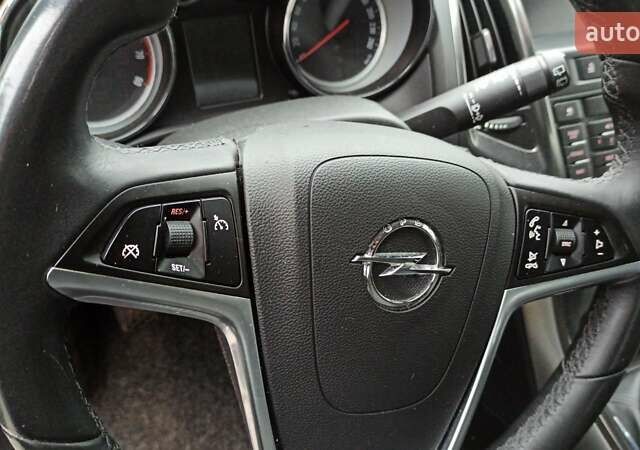 Черный Опель Астра, объемом двигателя 1.4 л и пробегом 157 тыс. км за 7200 $, фото 46 на Automoto.ua