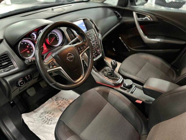 Черный Опель Астра, объемом двигателя 1.6 л и пробегом 173 тыс. км за 8799 $, фото 10 на Automoto.ua