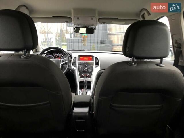 Черный Опель Астра, объемом двигателя 1.6 л и пробегом 138 тыс. км за 8990 $, фото 30 на Automoto.ua