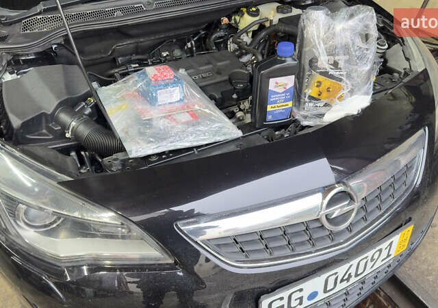 Чорний Опель Астра, об'ємом двигуна 1.4 л та пробігом 169 тис. км за 8150 $, фото 93 на Automoto.ua