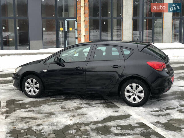 Чорний Опель Астра, об'ємом двигуна 1.6 л та пробігом 155 тис. км за 8350 $, фото 16 на Automoto.ua