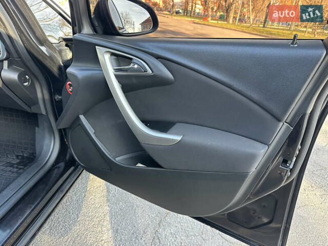 Чорний Опель Астра, об'ємом двигуна 1.7 л та пробігом 295 тис. км за 5999 $, фото 29 на Automoto.ua