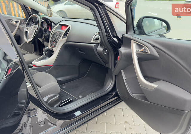 Чорний Опель Астра, об'ємом двигуна 1.4 л та пробігом 169 тис. км за 8150 $, фото 65 на Automoto.ua