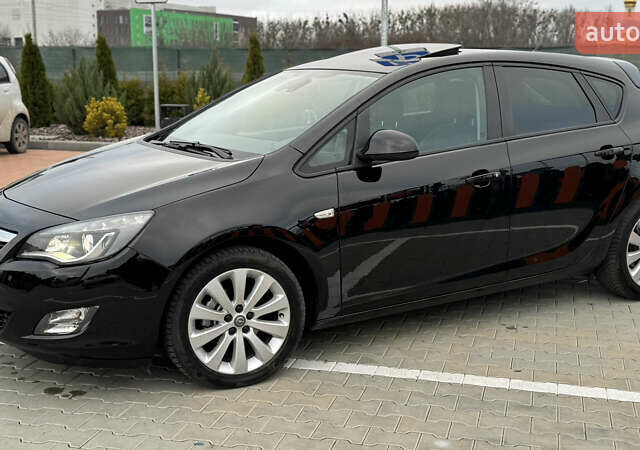 Чорний Опель Астра, об'ємом двигуна 1.4 л та пробігом 169 тис. км за 8150 $, фото 88 на Automoto.ua