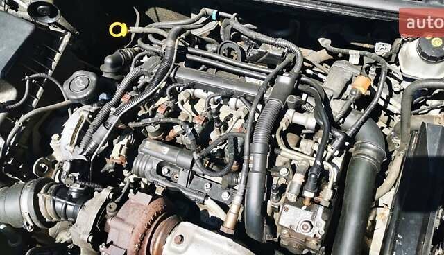 Опель Астра 2011 в Чернигове на Automoto.ua Черный Опель Астра, объемом двигателя 1.3 л и пробегом 330 тыс. км за 5200 $, фото 4 на Automoto.ua