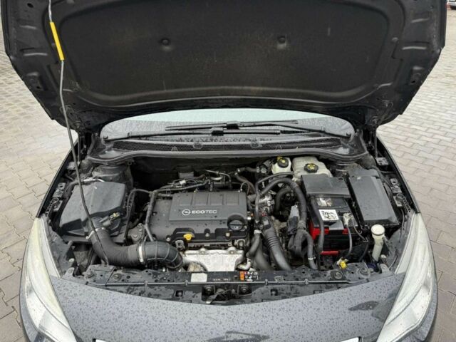 Черный Опель Астра, объемом двигателя 1.4 л и пробегом 255 тыс. км за 5700 $, фото 22 на Automoto.ua