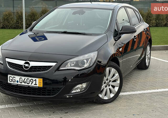 Чорний Опель Астра, об'ємом двигуна 1.4 л та пробігом 169 тис. км за 8150 $, фото 23 на Automoto.ua