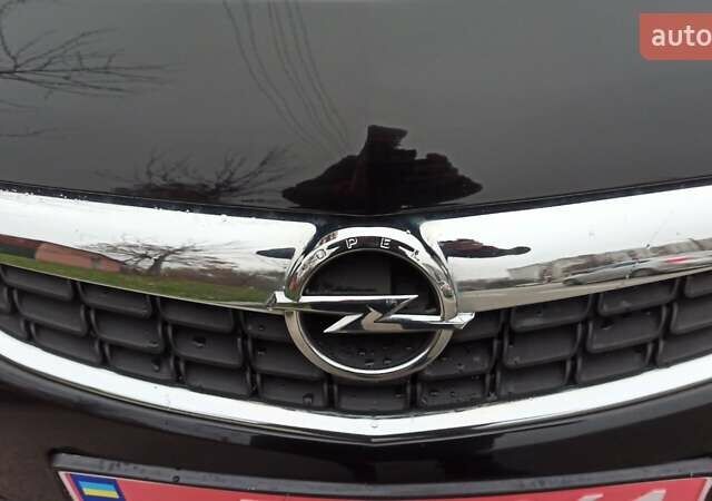 Черный Опель Астра, объемом двигателя 1.4 л и пробегом 157 тыс. км за 7200 $, фото 13 на Automoto.ua