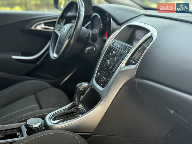 Черный Опель Астра, объемом двигателя 1.6 л и пробегом 127 тыс. км за 8950 $, фото 36 на Automoto.ua