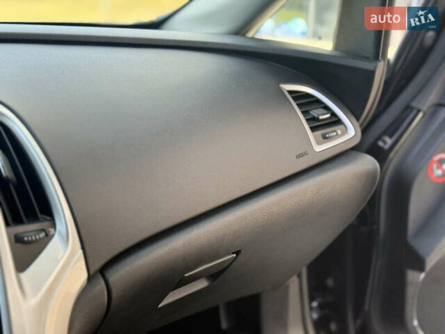 Черный Опель Астра, объемом двигателя 1.6 л и пробегом 127 тыс. км за 8950 $, фото 25 на Automoto.ua