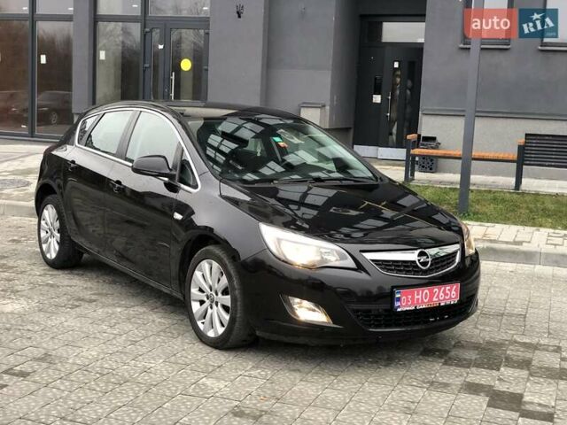 Черный Опель Астра, объемом двигателя 1.6 л и пробегом 138 тыс. км за 8990 $, фото 2 на Automoto.ua