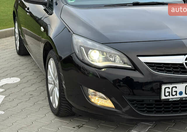 Чорний Опель Астра, об'ємом двигуна 1.4 л та пробігом 169 тис. км за 8150 $, фото 7 на Automoto.ua