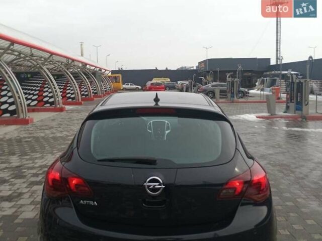 Чорний Опель Астра, об'ємом двигуна 1.4 л та пробігом 211 тис. км за 8000 $, фото 7 на Automoto.ua