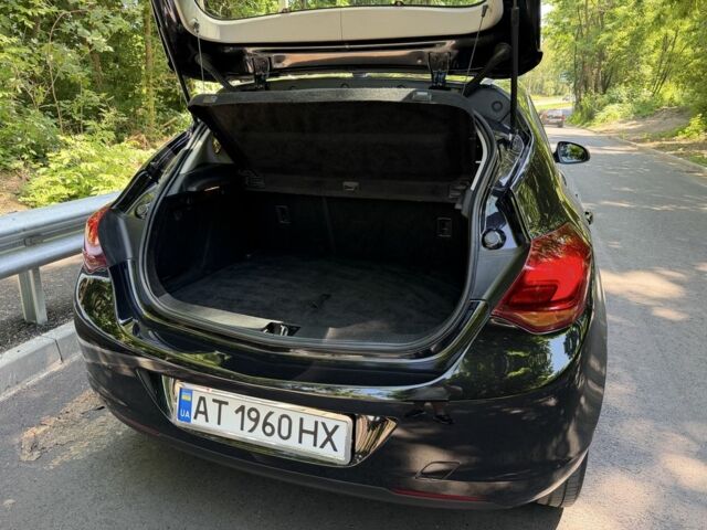 Черный Опель Астра, объемом двигателя 1.2 л и пробегом 270 тыс. км за 6500 $, фото 15 на Automoto.ua
