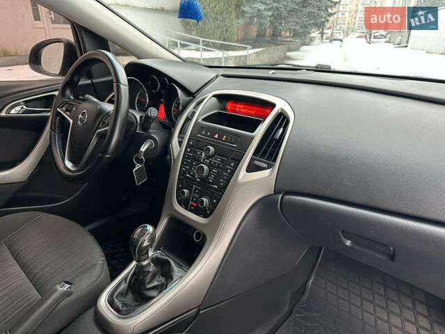 Чорний Опель Астра, об'ємом двигуна 1.7 л та пробігом 295 тис. км за 6499 $, фото 37 на Automoto.ua