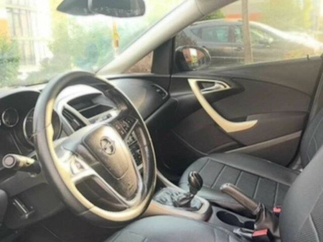 Опель Астра 2012 в Ивано-Франковске на Automoto.ua Черный Опель Астра, объемом двигателя 1.7 л и пробегом 254 тыс. км за 7200 $, фото 6 на Automoto.ua