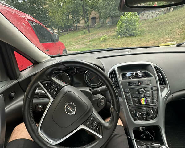 Опель Астра 2012 у Києві на Automoto.ua Чорний Опель Астра, об'ємом двигуна 1.7 л та пробігом 284 тис. км за 7500 $, фото 2 на Automoto.ua