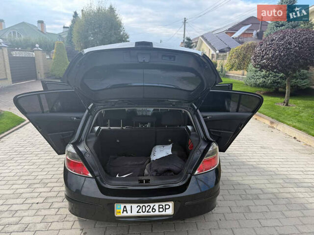Черный Опель Астра, объемом двигателя 1.6 л и пробегом 169 тыс. км за 7250 $, фото 18 на Automoto.ua