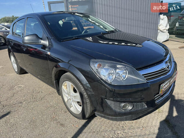 Черный Опель Астра, объемом двигателя 1.6 л и пробегом 130 тыс. км за 6990 $, фото 3 на Automoto.ua
