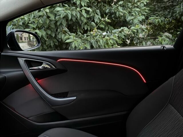 Чорний Опель Астра, об'ємом двигуна 1.4 л та пробігом 144 тис. км за 8200 $, фото 2 на Automoto.ua