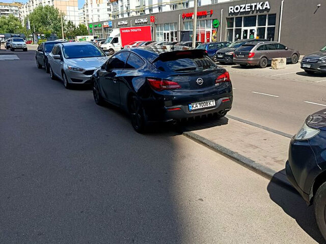 Чорний Опель Астра, об'ємом двигуна 1.4 л та пробігом 222 тис. км за 8300 $, фото 10 на Automoto.ua