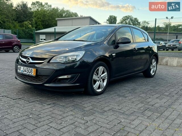 Черный Опель Астра, объемом двигателя 1.7 л и пробегом 297 тыс. км за 6800 $, фото 13 на Automoto.ua