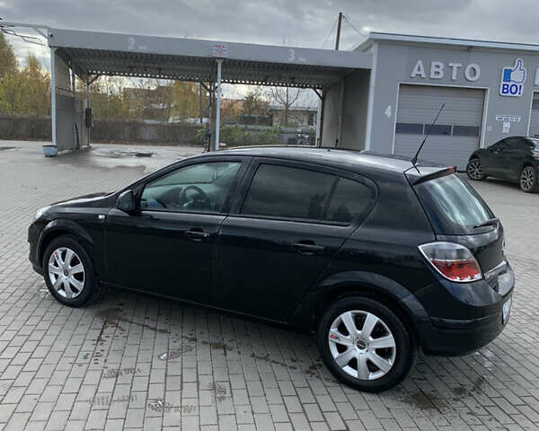 Черный Опель Астра, объемом двигателя 1.6 л и пробегом 69 тыс. км за 6900 $, фото 6 на Automoto.ua