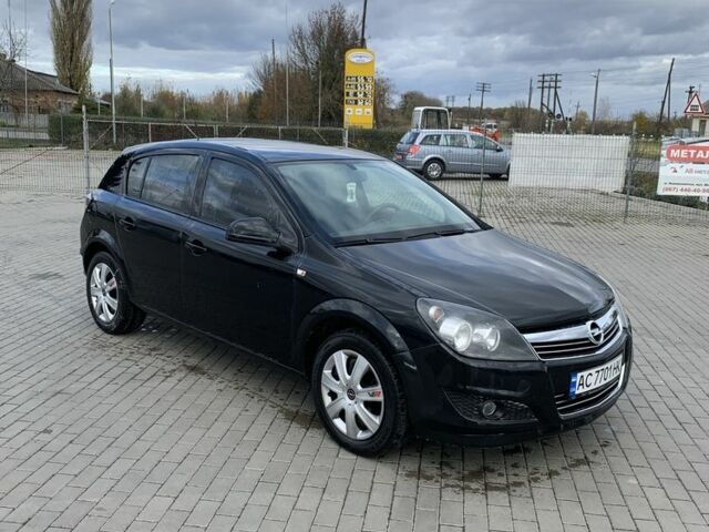 Черный Опель Астра, объемом двигателя 1.6 л и пробегом 69 тыс. км за 6900 $, фото 2 на Automoto.ua
