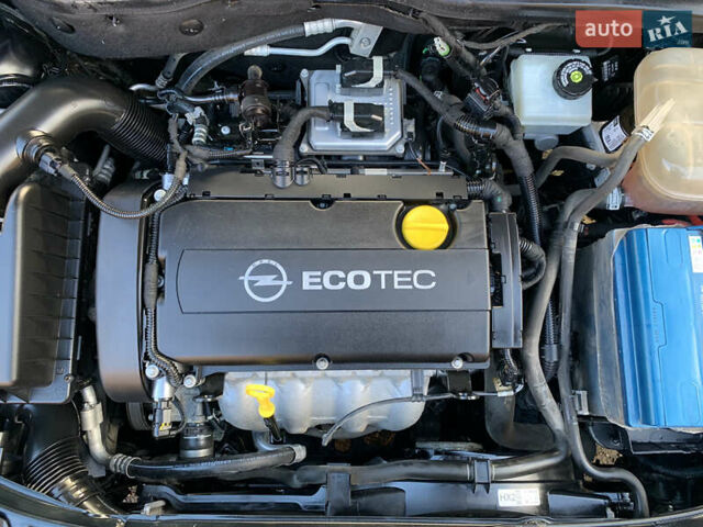 Черный Опель Астра, объемом двигателя 1.6 л и пробегом 69 тыс. км за 6900 $, фото 15 на Automoto.ua