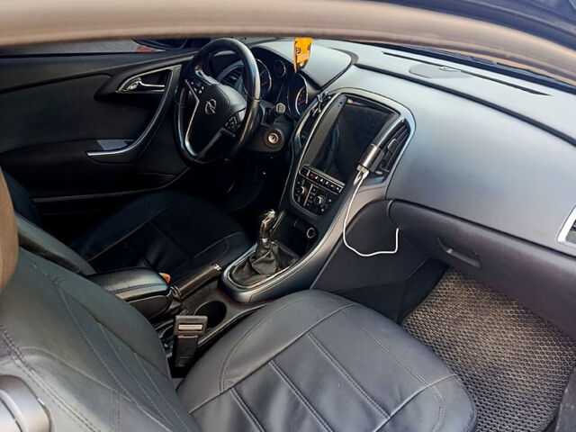 Чорний Опель Астра, об'ємом двигуна 1.4 л та пробігом 222 тис. км за 8300 $, фото 5 на Automoto.ua