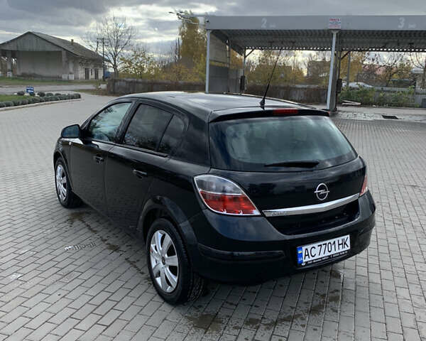 Черный Опель Астра, объемом двигателя 1.6 л и пробегом 69 тыс. км за 6900 $, фото 5 на Automoto.ua