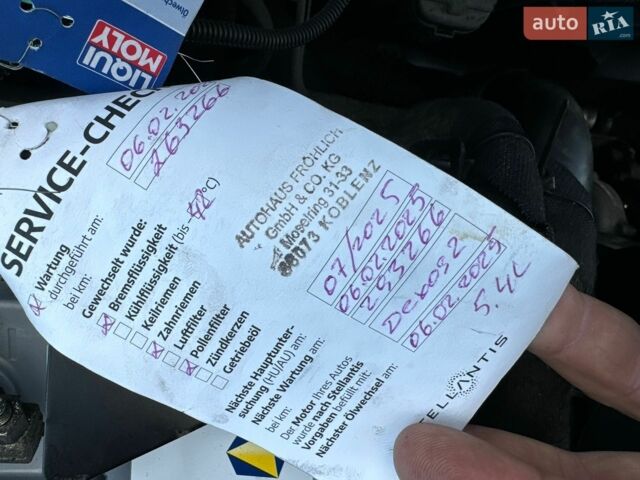 Черный Опель Астра, объемом двигателя 1.7 л и пробегом 297 тыс. км за 6800 $, фото 7 на Automoto.ua