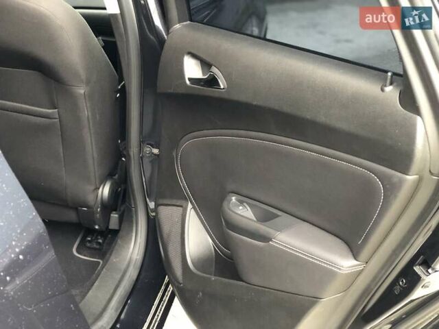 Чорний Опель Астра, об'ємом двигуна 1.6 л та пробігом 106 тис. км за 9600 $, фото 39 на Automoto.ua