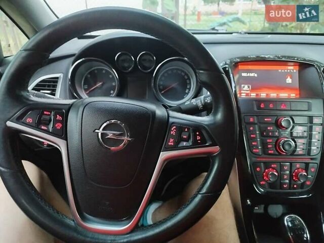 Черный Опель Астра, объемом двигателя 1.6 л и пробегом 237 тыс. км за 9700 $, фото 13 на Automoto.ua