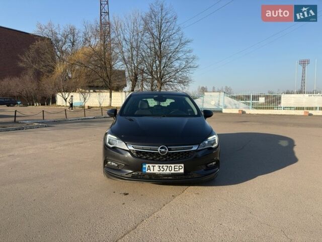 Черный Опель Астра, объемом двигателя 1.6 л и пробегом 177 тыс. км за 12200 $, фото 6 на Automoto.ua