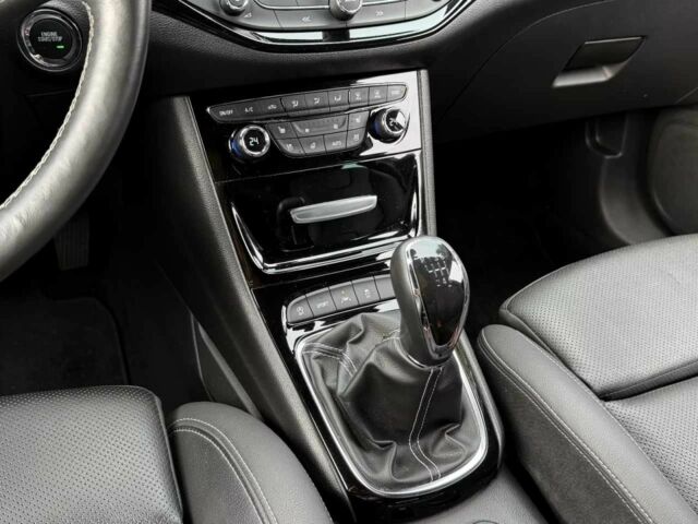 Черный Опель Астра, объемом двигателя 1.6 л и пробегом 67 тыс. км за 9200 $, фото 8 на Automoto.ua