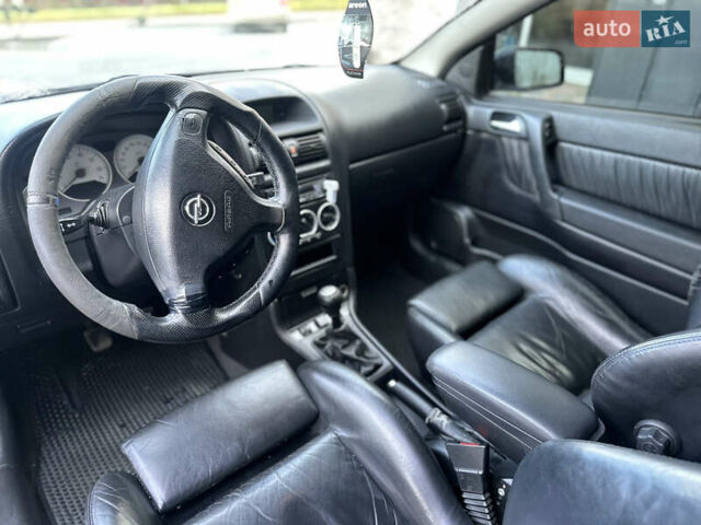 Чорний Опель Астра, об'ємом двигуна 2.2 л та пробігом 286 тис. км за 3100 $, фото 9 на Automoto.ua