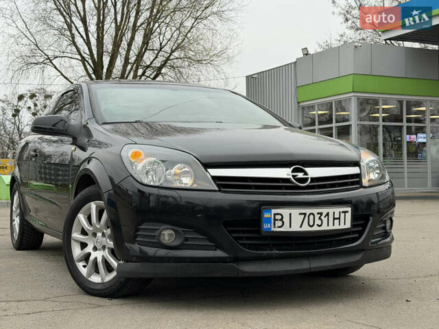 Черный Опель Астра, объемом двигателя 1.6 л и пробегом 215 тыс. км за 3999 $, фото 12 на Automoto.ua