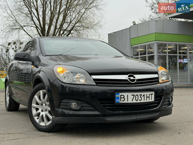 Черный Опель Астра, объемом двигателя 1.6 л и пробегом 215 тыс. км за 3999 $, фото 11 на Automoto.ua