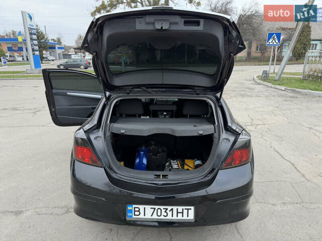 Черный Опель Астра, объемом двигателя 1.6 л и пробегом 215 тыс. км за 3999 $, фото 32 на Automoto.ua