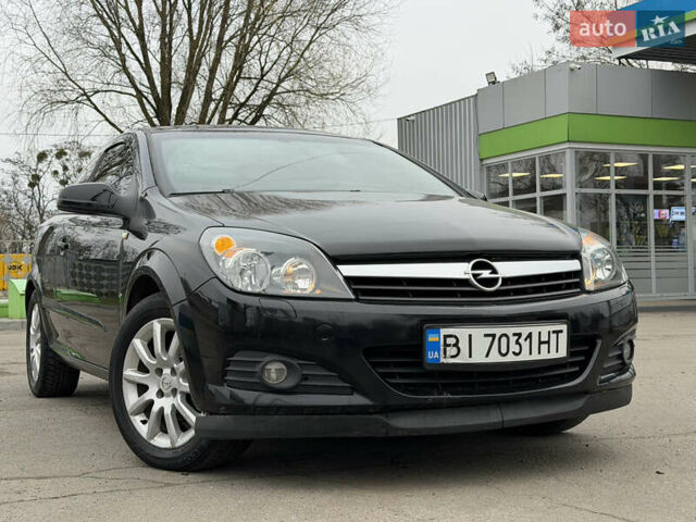 Черный Опель Астра, объемом двигателя 1.6 л и пробегом 215 тыс. км за 3999 $, фото 7 на Automoto.ua